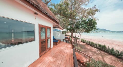 Twin Bay Resort Resort in Sala Dan