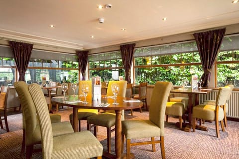 Premier Inn Glasgow Airport Hotel in Paisley