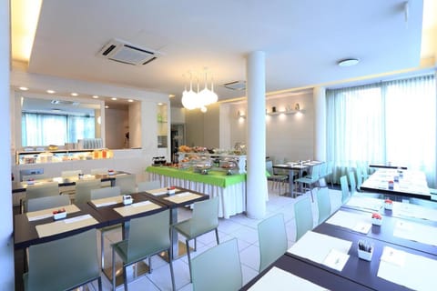 Hotel La Torretta Hotel in Rho