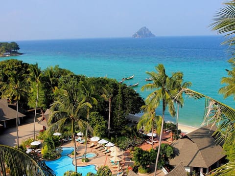 Phi Phi Holiday Resort-SHA Extra Plus Resort in Krabi Changwat