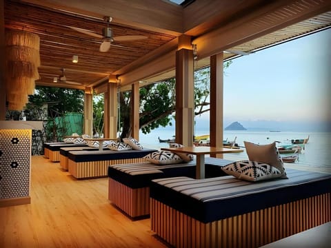 Phi Phi Holiday Resort-SHA Extra Plus Resort in Krabi Changwat