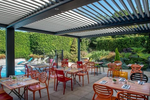 Logis Le Relais de Sassenage Hotel in Grenoble