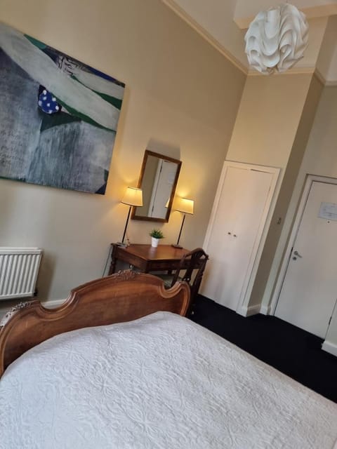 The Racquet Club Apartment hotel in Liverpool