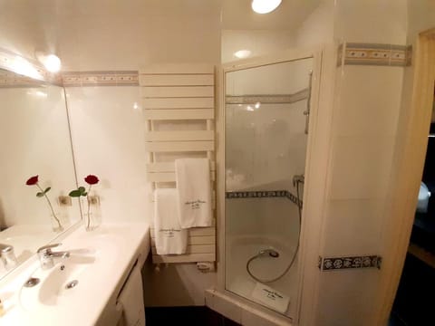 Auberge de Cassagne & Spa Hotel in Le Pontet