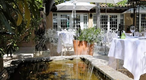 Auberge de Cassagne & Spa Hotel in Le Pontet