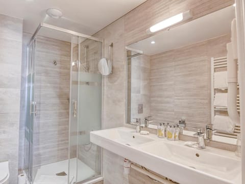 Hotel Kyriad Saint Malo Centre Plage Hotel in St-Malo