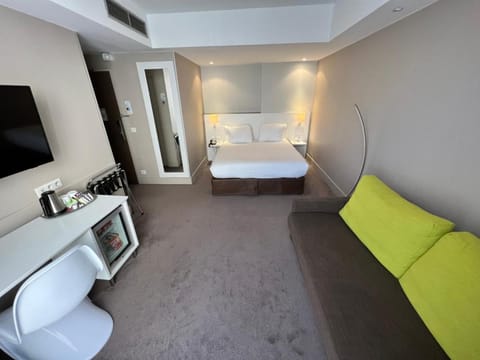 Holiday Inn Paris-Auteuil By IHG Hotel in Paris