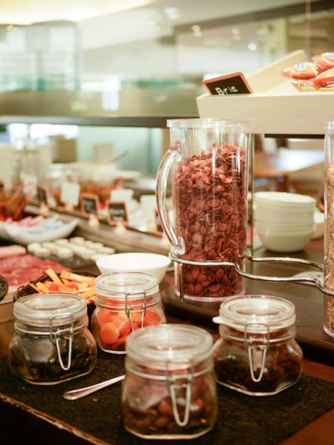 Best Western Le Bois De La Marche Hotel in Centre-Val de Loire