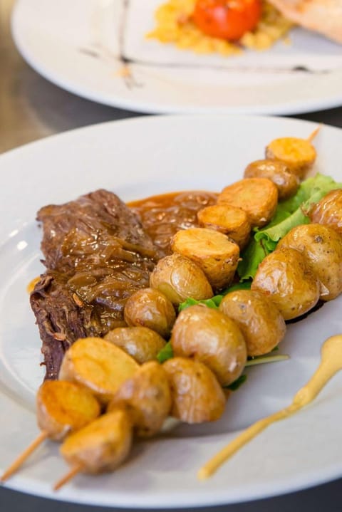 Brit Hotel Rennes St Grégoire Le Villeneuve Hotel in Rennes