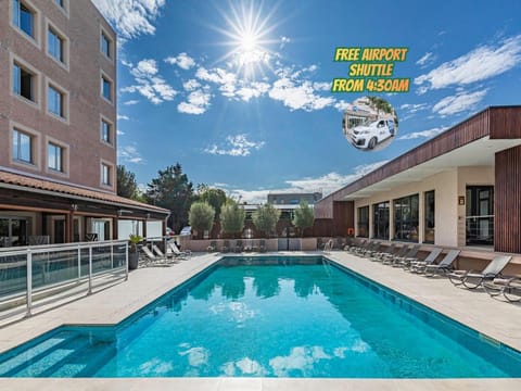 Best Western Marseille Aeroport Hotel in Marignane