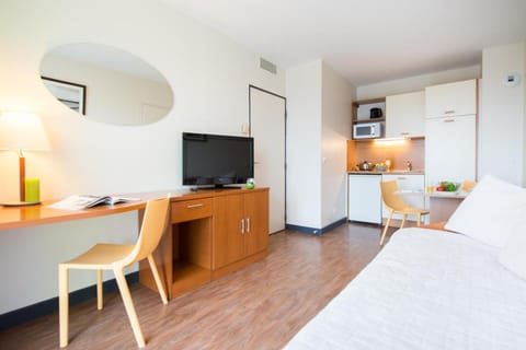 Comfort Aparthotel Saint-Nazaire Les Portes de l Ocean Hotel in Saint-Nazaire