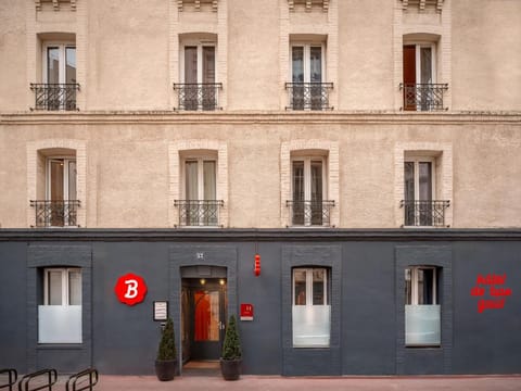 Hôtel Boissière Hotel in Levallois-Perret