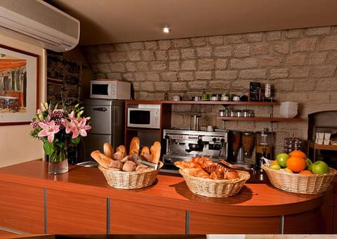 Opera Deauville Hotel in Paris