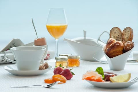 Grand Hôtel Des Thermes Hotel in St-Malo