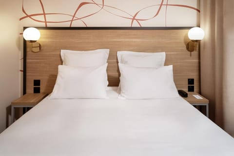 Sure Hotel by Best Western Caen Memorial Hotel in Caen