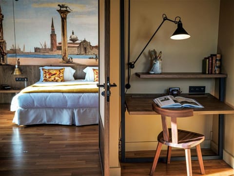 Les Etangs de Corot Hotel in Île-de-France