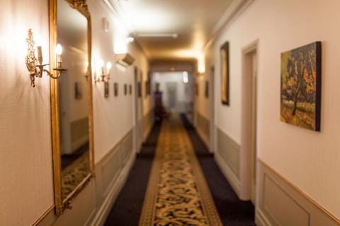 Hotel Meurice Hotel in Calais