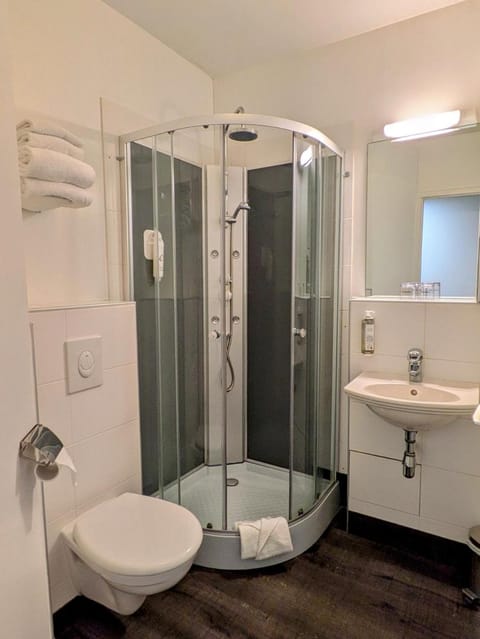 The Originals Boutique, Grand Hotel Saint-Pierre, Aurillac (Qualys-Hotel) Hotel in Aurillac