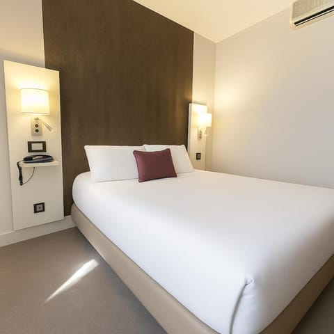 Hotel Albert Elisabeth Gare SNCF Hotel in Clermont-Ferrand