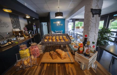 Sure Hotel by Best Western Lille Tourcoing Hotel in Flanders