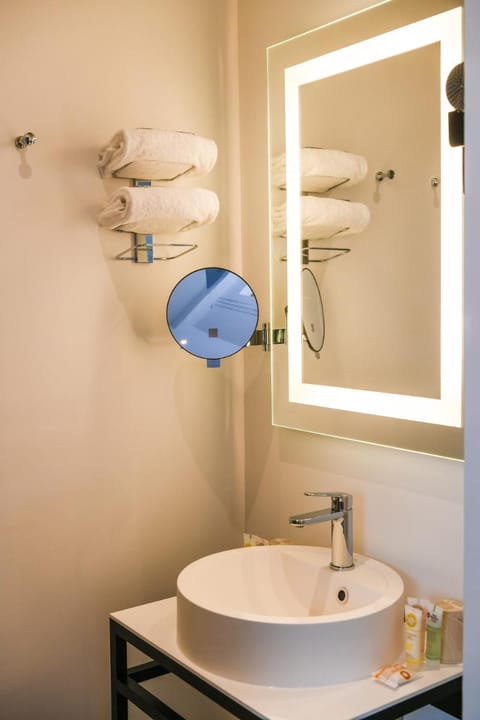 Best Western Plus Le Havre Centre Gare Hotel in Le Havre