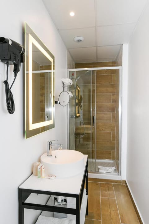 Best Western Plus Le Havre Centre Gare Hotel in Le Havre