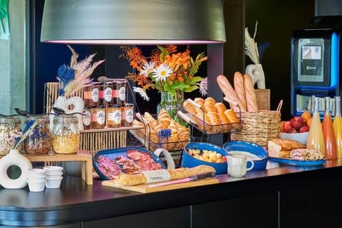 The Originals City, Hôtel A Pic, Cherbourg Hotel in Normandy