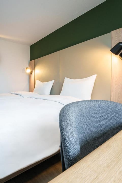 Campanile Nature - Taverny Hotel in Île-de-France