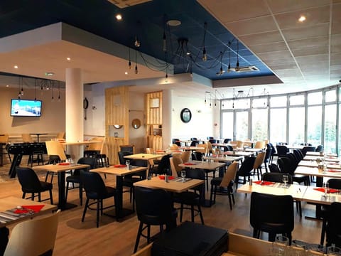 Kyriad Tours - St Pierre des Corps - Gare Hotel in Tours