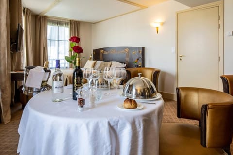 Jehan De Beauce - Les Collectionneurs Hotel in Chartres