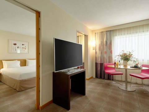 Novotel Paris La Defense Hotel in Puteaux