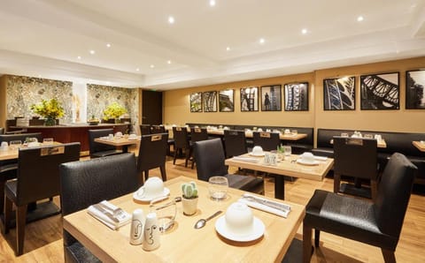 Plaza Tour Eiffel Hotel in Paris