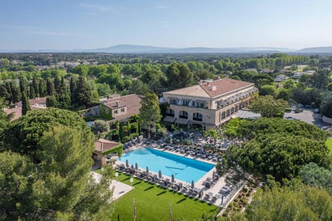 Le Vallon de Valrugues & Spa Hotel in Saint-Remy-de-Provence