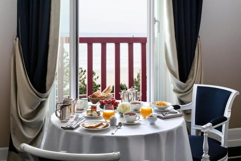 Hotel Barriere L'Hermitage Hotel in La Baule-Escoublac