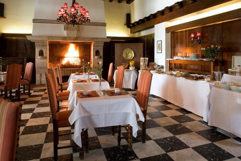 Grand Hôtel de l'Abbaye Hotel in Centre-Val de Loire