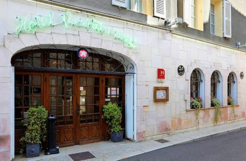 The Originals Boutique, Hostellerie des Trois Pigeons, Paray-le-Monial (Inter-Hotel) Hotel in Paray-le-Monial