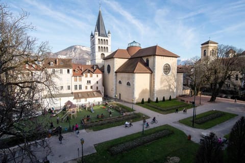 Privilodges Le Royal - Apparthotel Apartment hotel in Annecy