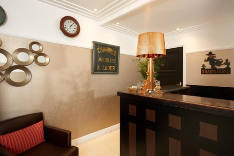 Hotel De La Jatte Hotel in Courbevoie