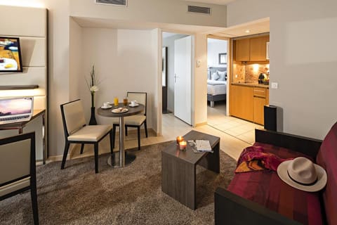 Residhome Courbevoie La Defense Apartment hotel in Courbevoie