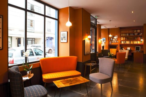 Hotel Boris V. by Happyculture Hotel in Levallois-Perret