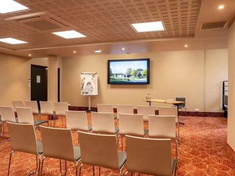 Hotel Mercure Caen Cote de Nacre Herouville-Saint-Clair Hotel in Caen