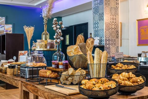 Mercure Paris Porte D'Orleans Hotel in Montrouge