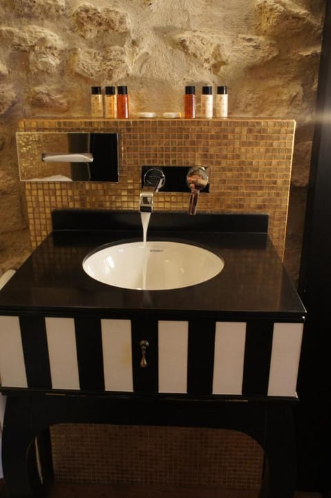 Tonic Hotel Saint Germain des Prés Hotel in Paris