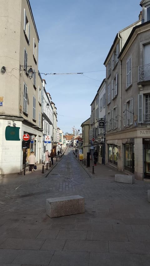 Kyriad Direct Brie-Comte-Robert Hotel in Île-de-France