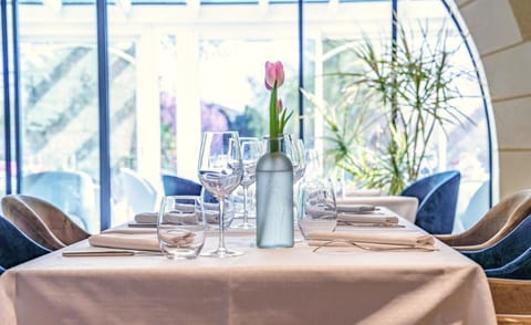 The Originals Boutique, Hotel Le George , Loches Hotel in Loches