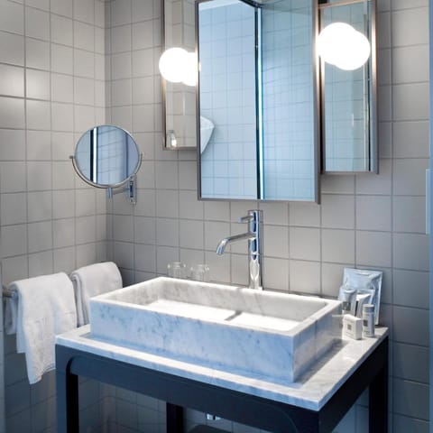 Hotel Saint Dominique Hotel in Paris