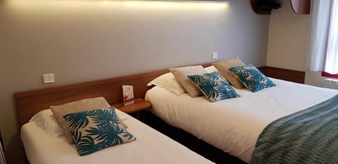 Logis Le Sainte Mere Hotel in Normandy