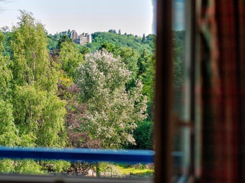 Residence Hotel Les Ducs De Chevreuse Apartment hotel in Île-de-France