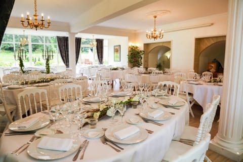 Château de Bellefontaine Hotel in Bayeux