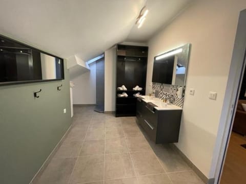 Hôtel Le Bayeux Hotel in Bayeux